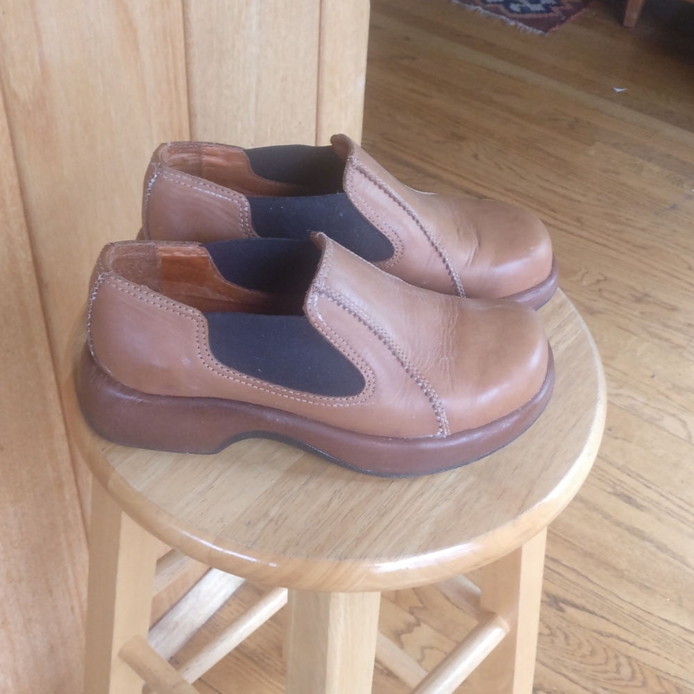 Dansko platform clogs groovy/ retro/ midcentury